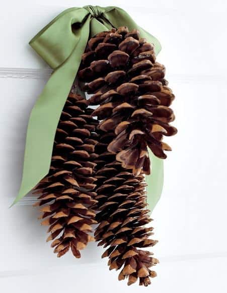 awesome-pinecone-decorations-for-christmas-33