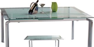 Πως θα καθαρίσετε ένα γυάλινο τραπέζι. Tips & Tricks (Video)