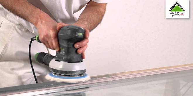 Ξύλινες πόρτες και παράθυρα. Πως να τις βάψετε - ανακαινίσετε