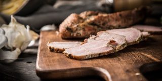 Απάκι, καπνιστό χοιρινό - Παραδοσιακό Κρητικό προϊόν