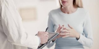 11 ιατρικές εξετάσεις που σώζουν ζωές: Τεστ ΠΑΠ, μαστογραφία, χοληστερίνη, πίεση, διαβήτης, θυρεοειδούς, κολονοσκόπηση κλπ