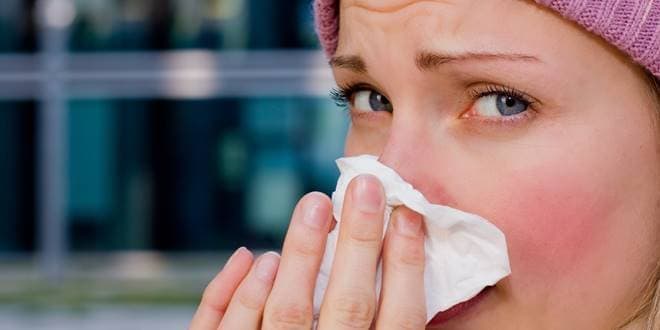 9 συμβουλές για κρυολόγημα το χειμώνα: Εμβολιασμός, πλύσιμο χεριών, αντισηπτικό, συνωστισμός, διατροφή, γυμναστική, ξεκούραση