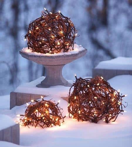 amazing-outdoor-christmas-decorations-2