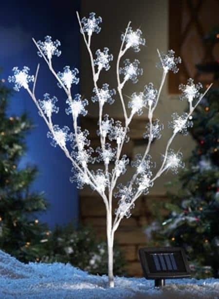 amazing-outdoor-christmas-decorations-31