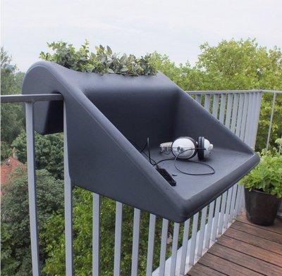 Πολυλειτουργικό τραπεζάκι για μπλαλκόνι | ΒalKonzept ● Νο 10 ● Χρώμα γκρί