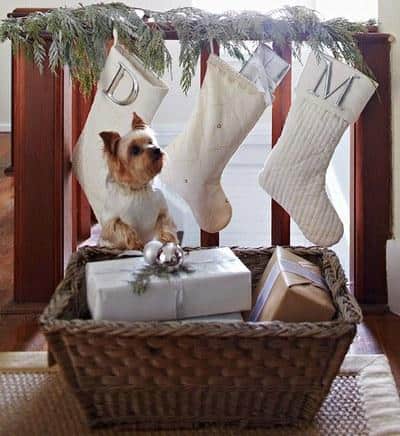 christmas-stairs-decoration-ideas-10