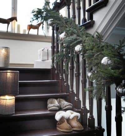christmas-stairs-decoration-ideas-54