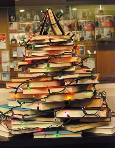 christmas-tree-book-xristougenniatiko-dentro-apo-vivlia-30