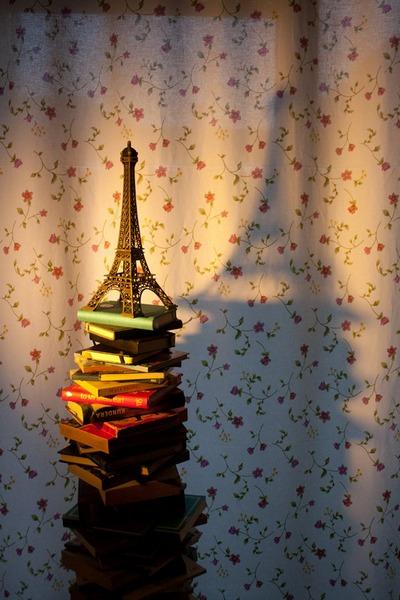 christmas-tree-book-xristougenniatiko-dentro-apo-vivlia-50