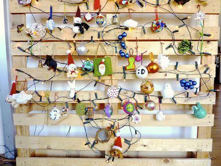 christmas-tree-from-pallets-xristougenniatiko-dentro-palletes-42