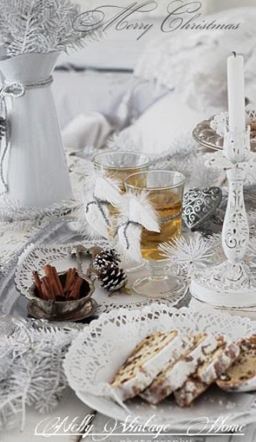 exquisite-totally-white-vintage-christmas-ideas-47