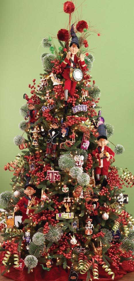 raz-2013-north-pole-university-tree