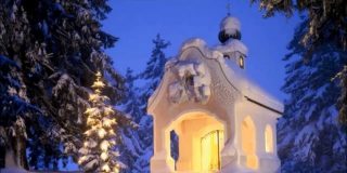 Χιόνια στο Καμπαναριό. Κλασικά Χριστουγεννιάτικα τραγούδια