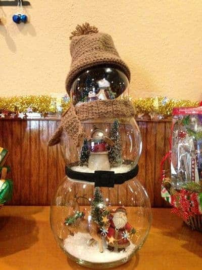 christmas-Snow-Globes-24