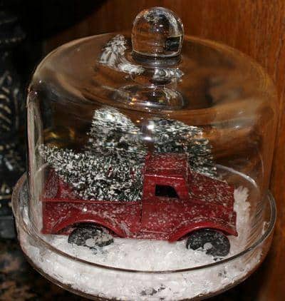 christmas-Snow-Globes-7