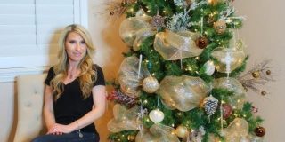 Διακόσμηση Χριστουγεννιάτικου δέντρου - Christmas Tree (video)