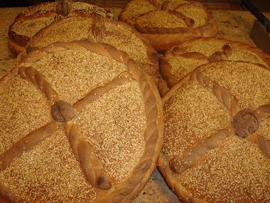 Το Χριστόψωμο (το ψωμί του Χριστού) - Συνταγή, υλικά, εκτέλεση Το Χριστόψωμο (το ψωμί του Χριστού) - Συνταγή, υλικά, εκτέλεση