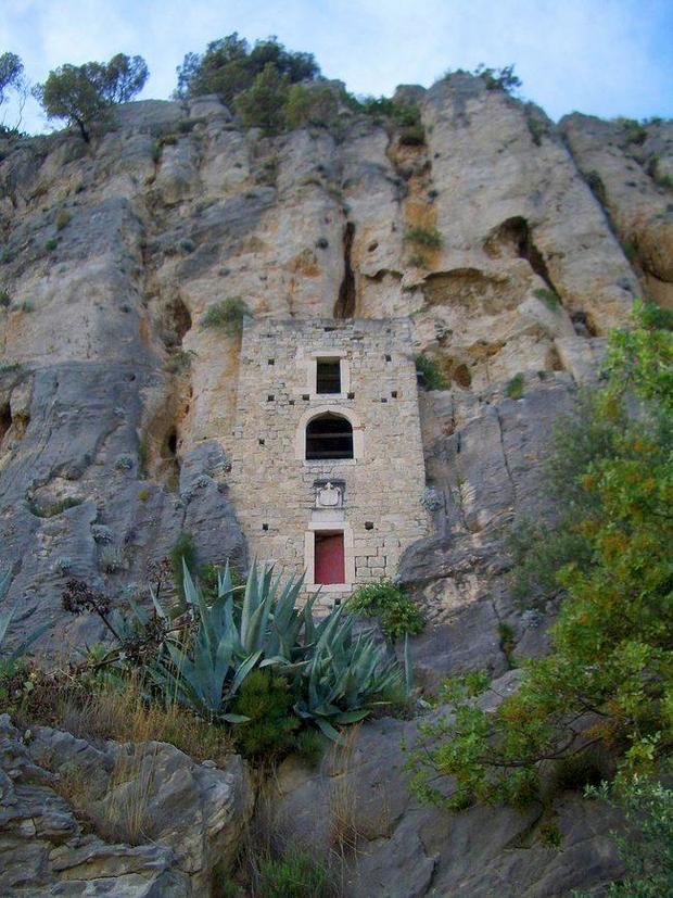 Καταπληκτικά σπίτια - κτίρια εναρμονισμένα με περιβάλλον και φύση