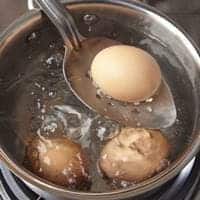 Πότε είναι έτοιμο ένα βραστό αυγό (μελάτο, μέτριο ή σφιχτό)