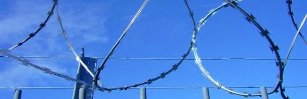 Aγκαθωτή κονσερτίνα για ενίσχυση περίφραξης (δείγμα)